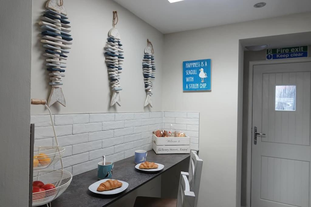 Сasa de vacaciones 3 Bedroom In With Parking Sleeps 4 *